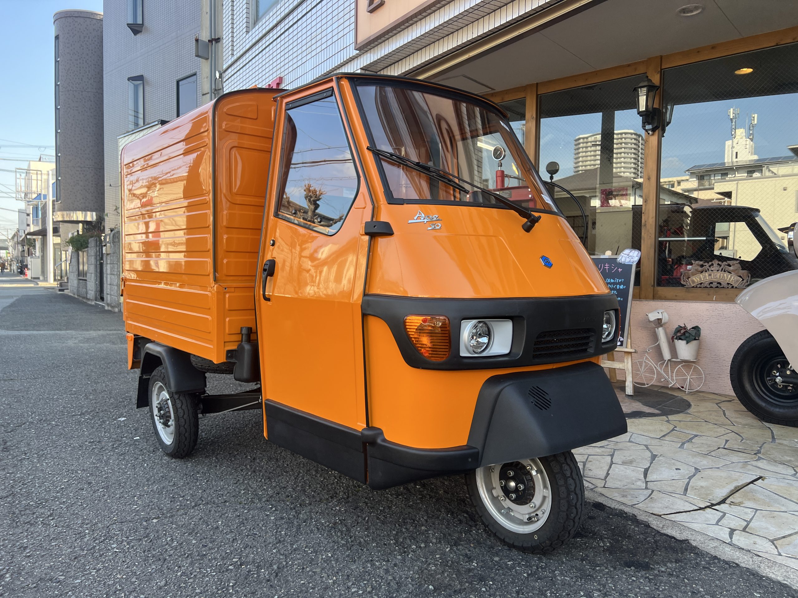 世界でもう買うことができないPIAGGIO Ape 50 在庫車の紹介です。 | Ｂｏｓｃｏ人の仕事